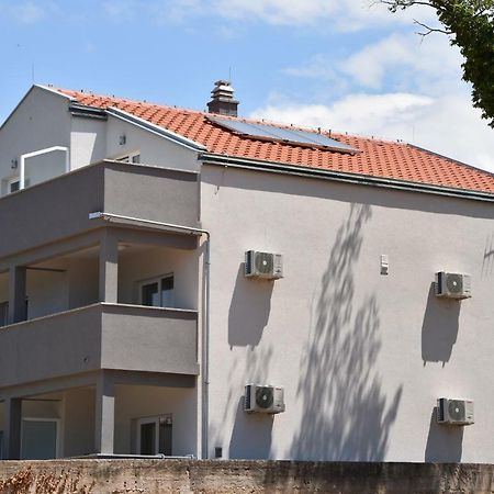 Luka Apartments 比奥格勒·纳·莫鲁 外观 照片