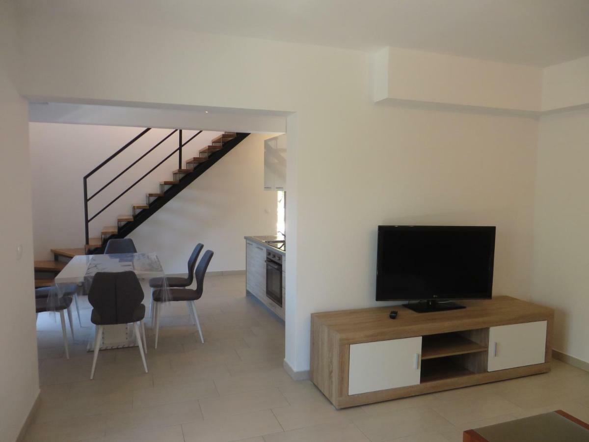 Luka Apartments 比奥格勒·纳·莫鲁 外观 照片
