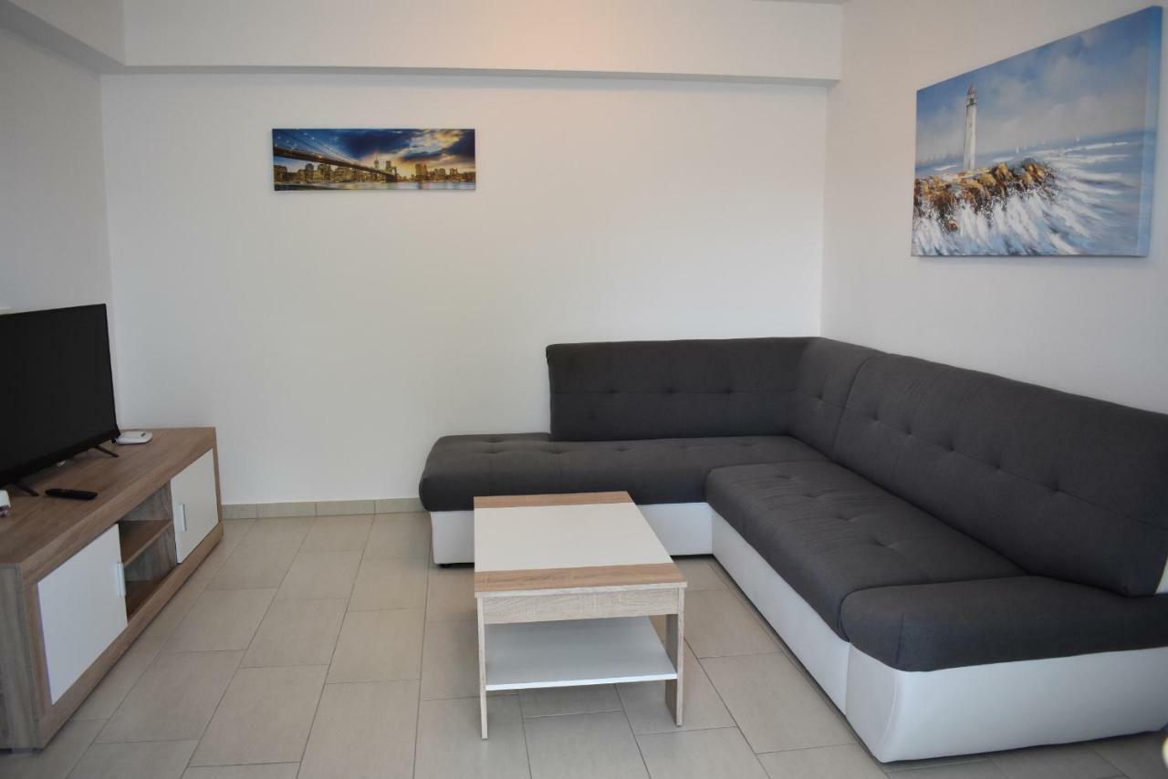 Luka Apartments 比奥格勒·纳·莫鲁 外观 照片